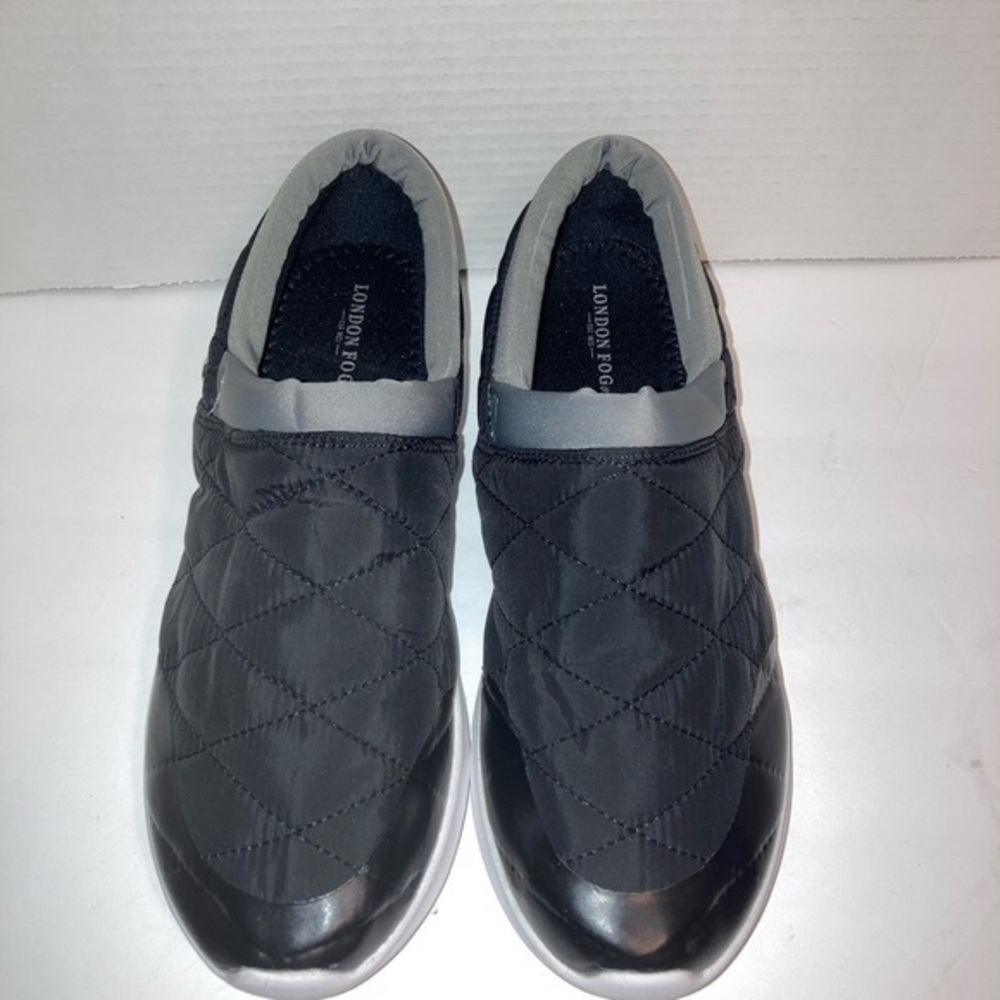 London Fog Women 10 Kellie Slip On Fashion Sneaker Black Quilted Memory Foam